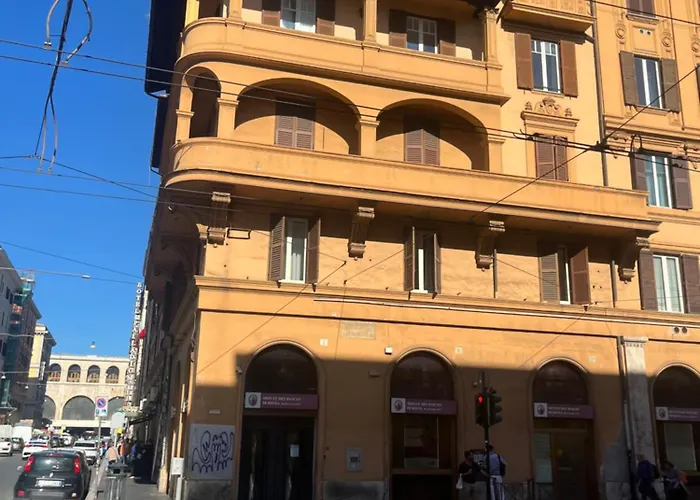 Rojo - Termini Station Gasthof