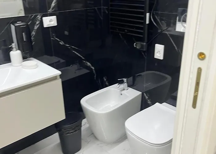 Gasthof Rojo - Termini Station 4*