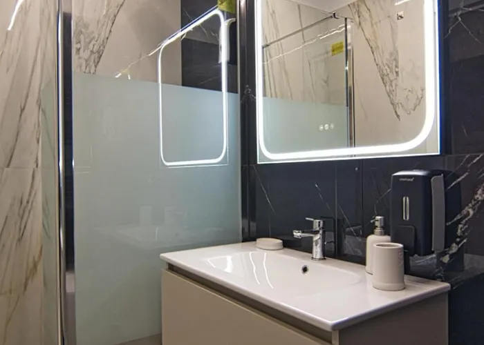Rojo - Termini Station Affittacamere 4*