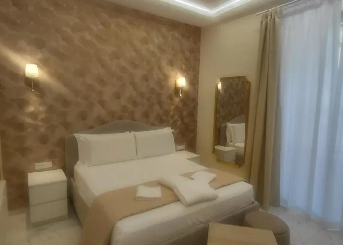 Gasthof Rojo - Termini Station